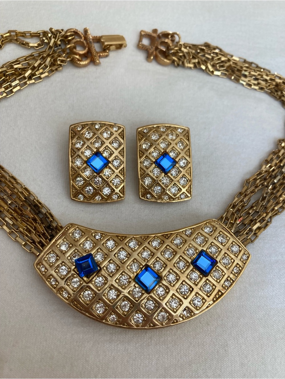 Craft Signed Vintage Rare Jeweled Necklace and Clip on Earrings Set